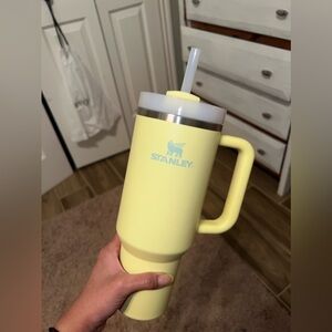 Stanley 40oz Tumbler in Pomelo 💛